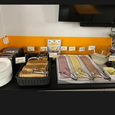 Euro Hostel